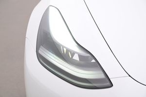 Tesla Model 3 bild 26
