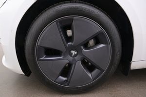 Tesla Model 3 bild 27