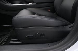 Tesla Model 3 bild 10