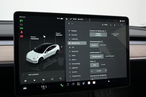 Tesla Model 3 bild 14