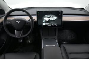 Tesla Model 3 bild 6