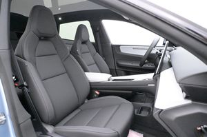 Polestar 4 bild 15