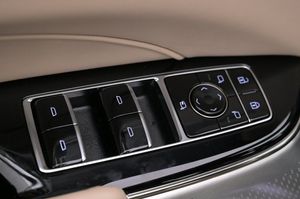 Cadillac Lyriq bild 11