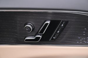 Cadillac Lyriq bild 15