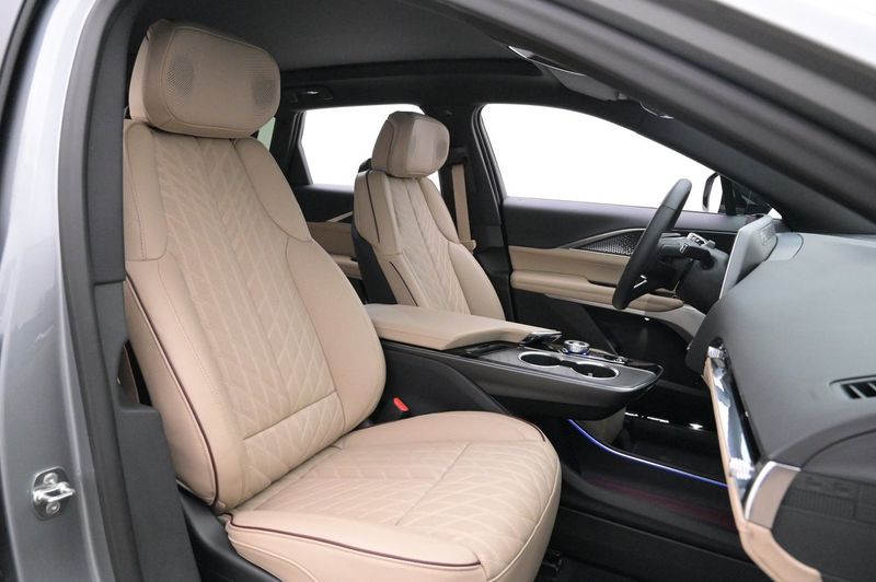 Cadillac Lyriq bild 14