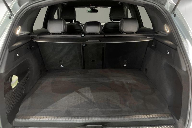 Mercedes GLC300 bild 12