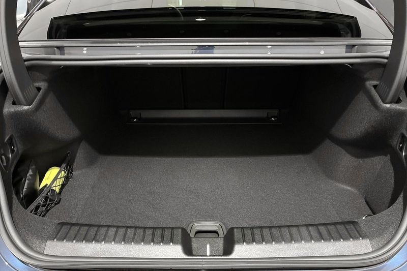 Mercedes C400 bild 16