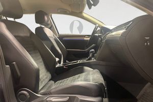 Volkswagen Passat bild 15