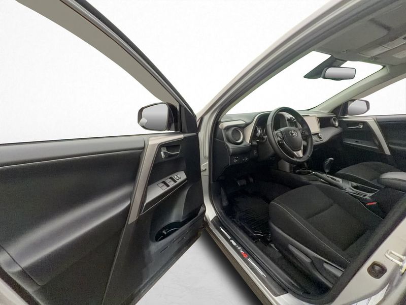 Toyota RAV4 bild 12