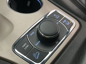 Jeep Grand Cherokee bild 30