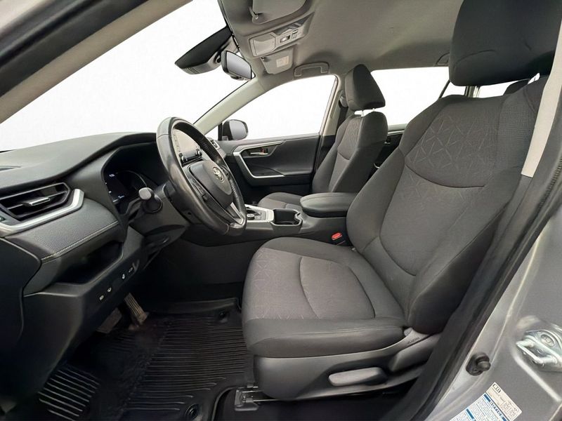 Toyota RAV4 bild 12