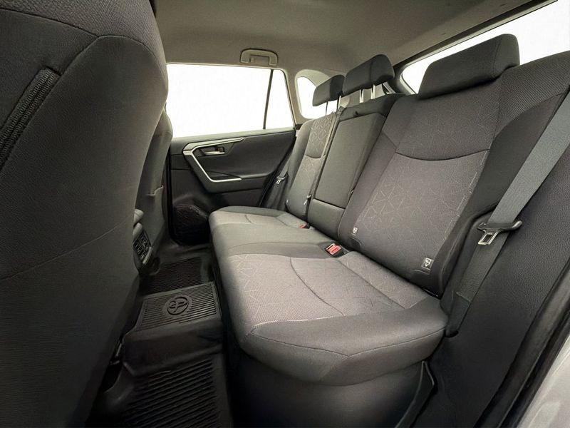 Toyota RAV4 bild 27