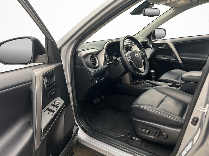 Toyota RAV4 bild 14