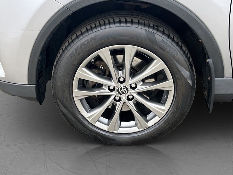 Toyota RAV4 bild 32