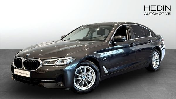 BMW 530 e xDrive Sedan Drag,rattvärme,360 kamera - 2023