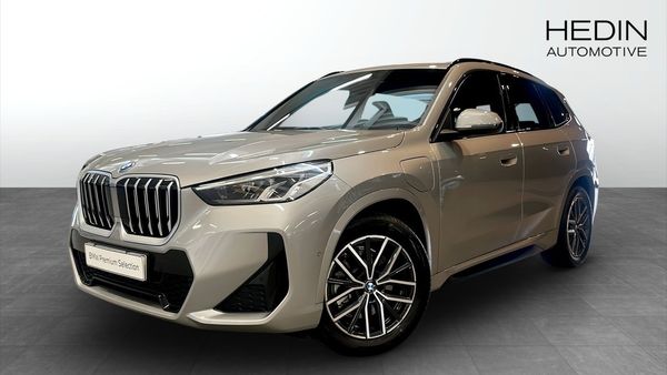 BMW X1 xDrive25e M-Sport Drag Rattvärme Parking Assistant - 2026