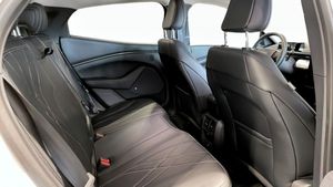 Ford Mustang Mach-E bild 5