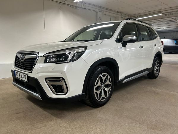 Subaru Forester e-Boxer XFuel Lineartronic Drag B-Kamera - 2021