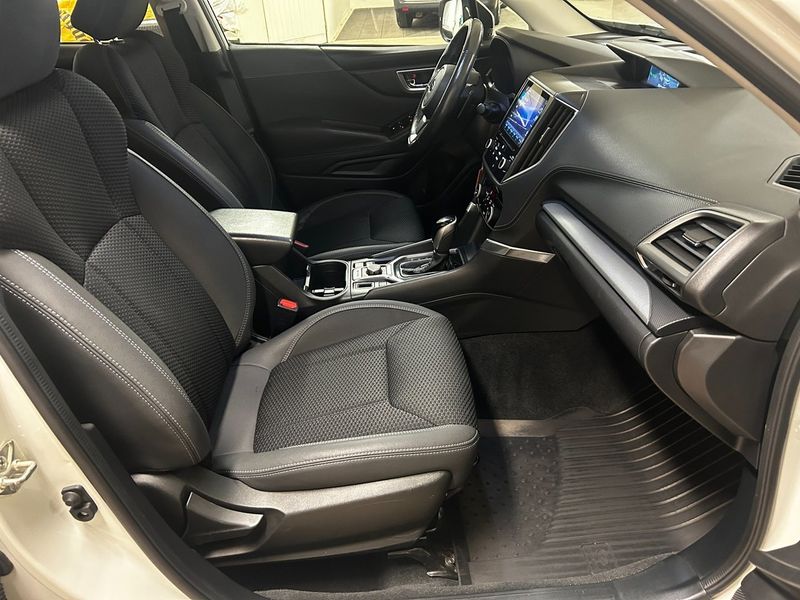Subaru Forester bild 25