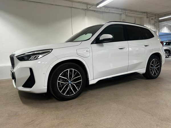 BMW X1 xDrive25e M Sport 245Hk Navi Drag Kamera SoV-Hjul - 2025