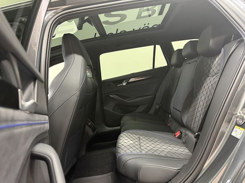 Volkswagen Passat bild 8