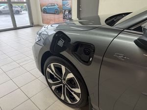 Volkswagen Passat bild 9
