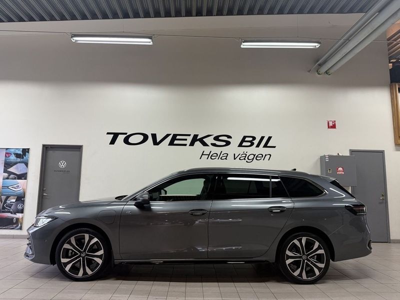 Volkswagen Passat bild 3