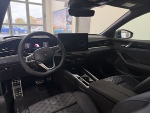 Volkswagen Passat bild 7