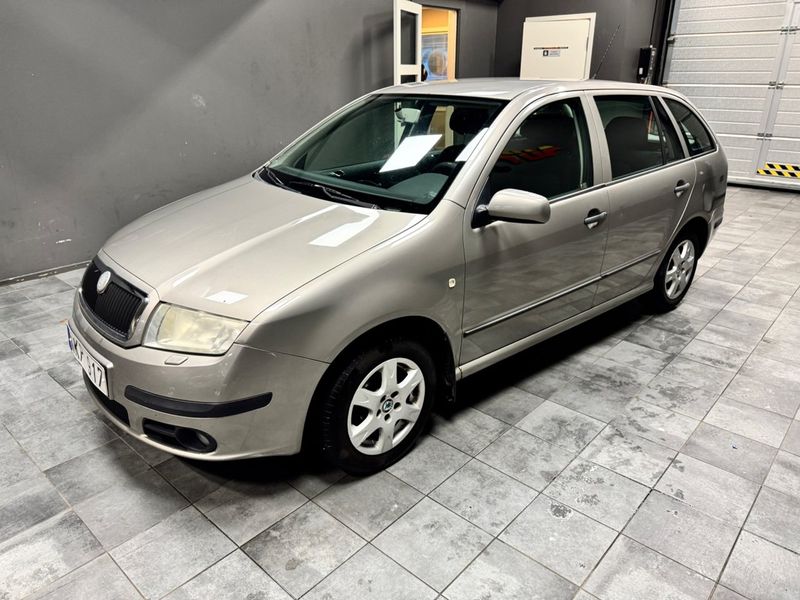 Skoda Fabia bild 2