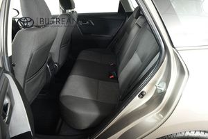 Toyota Auris bild 7