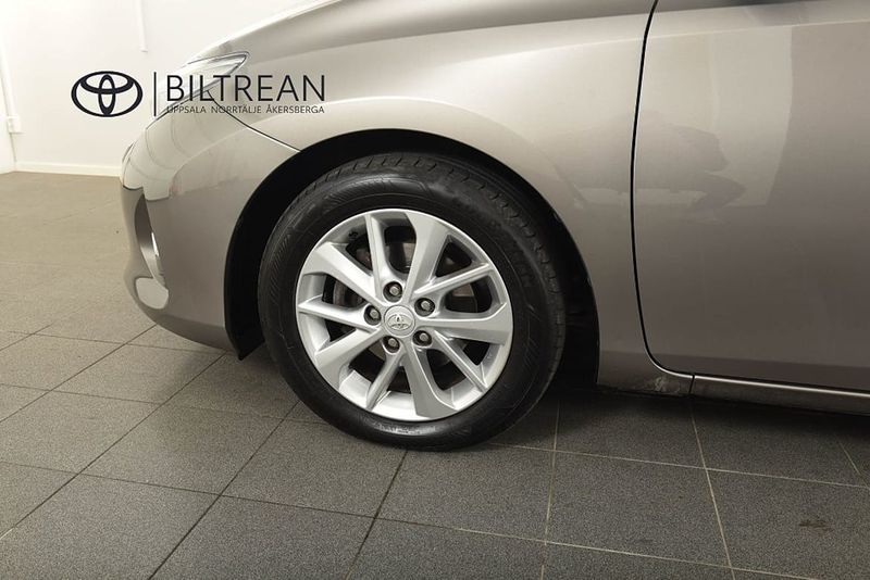 Toyota Auris bild 15