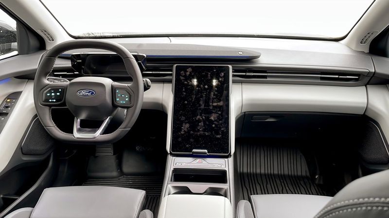 Ford Explorer bild 4