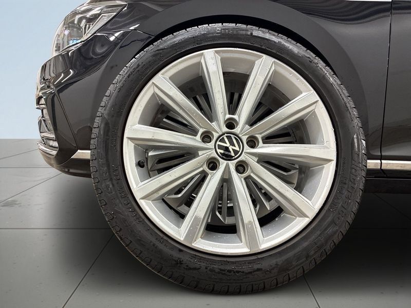 Volkswagen Passat bild 14