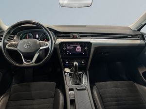 Volkswagen Passat bild 8
