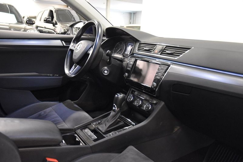 Skoda Superb bild 8
