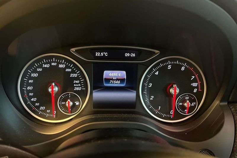 Mercedes A180 bild 13