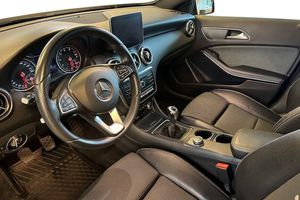 Mercedes A180 bild 9