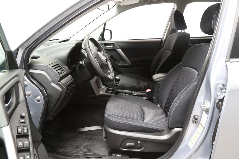 Subaru Forester bild 7