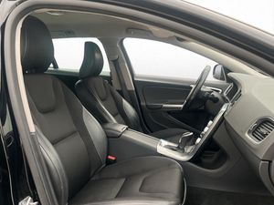 Volvo V60 bild 24