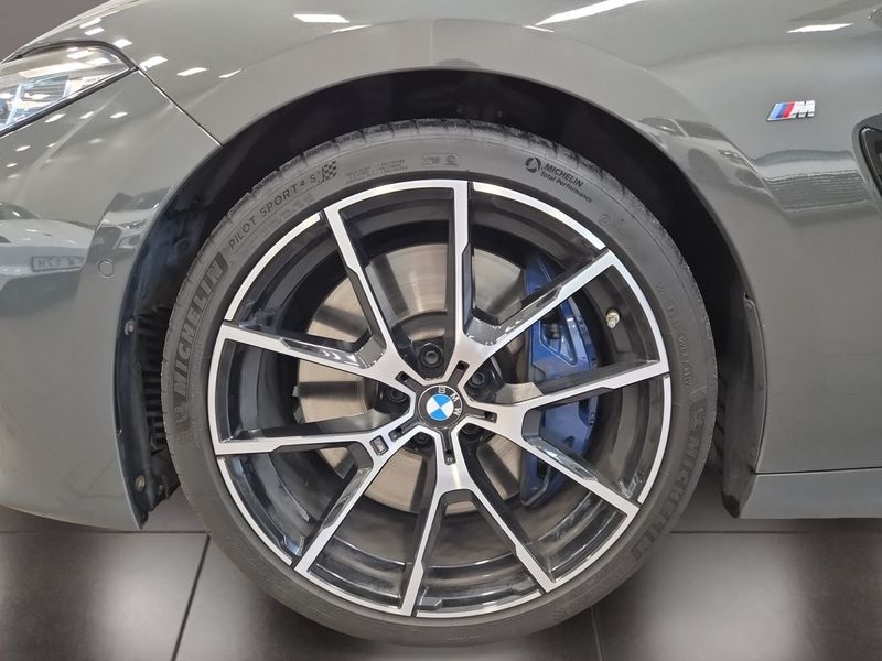 BMW 840 bild 9