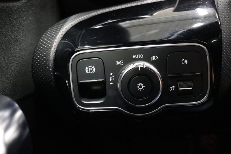 Mercedes A200 bild 25