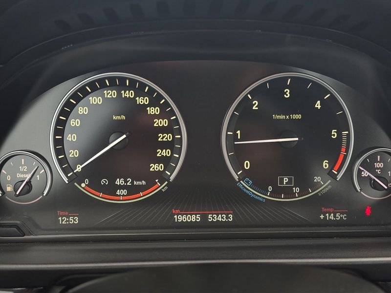 BMW 520 bild 20