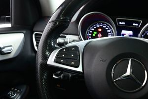 Mercedes GLE350 bild 15