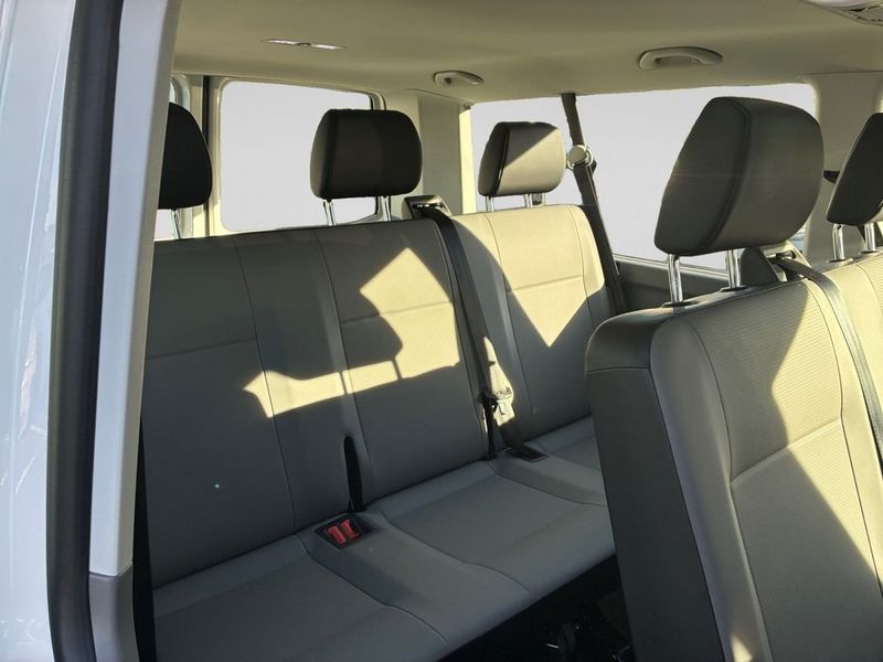 Volkswagen Caravelle bild 14