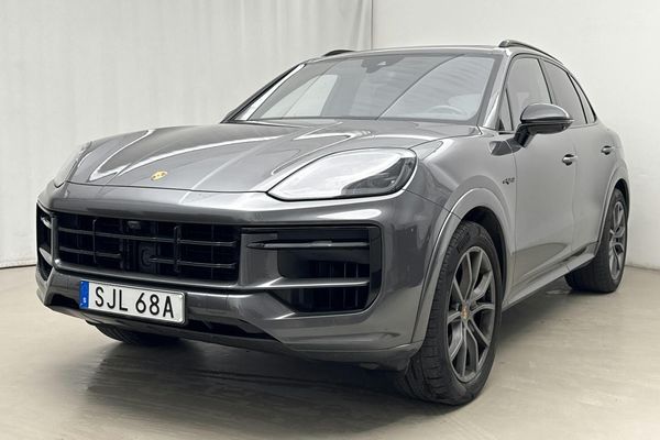 Porsche Cayenne E-Hybrid (470hk) - 2024
