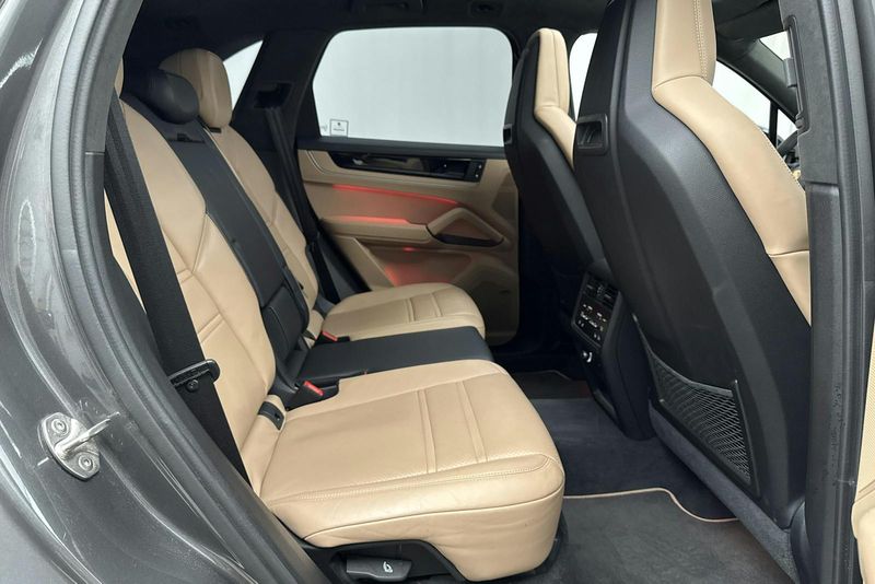 Porsche Cayenne bild 8
