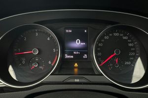 Volkswagen Passat bild 10