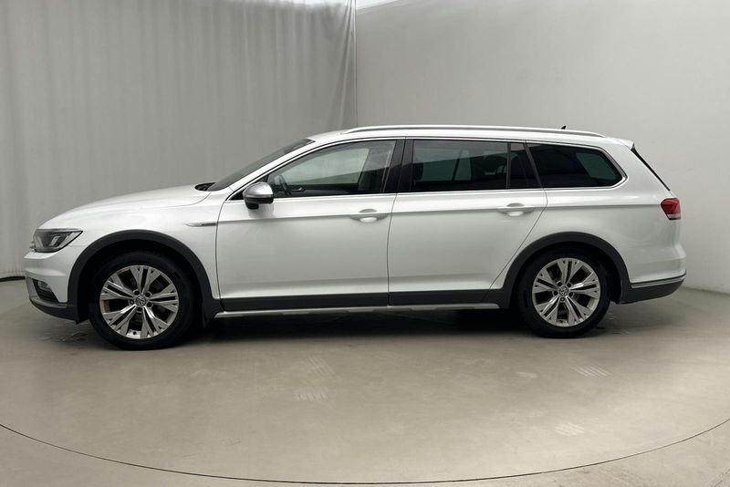 Volkswagen Passat bild 2