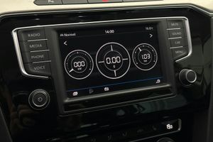 Volkswagen Passat bild 13