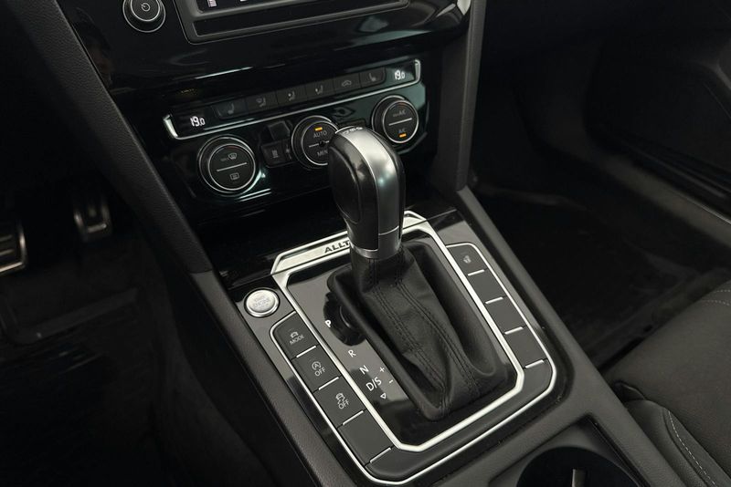 Volkswagen Passat bild 17